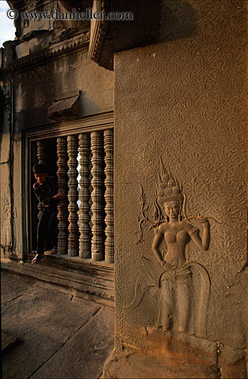 apsara-bas_relief-05.jpg