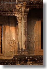 images/Asia/Cambodia/AngkorWat/BasReliefs/apsara-bas_relief-08.jpg