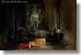 images/Asia/Cambodia/AngkorWat/Buddhas/reclining-buddha-2.jpg