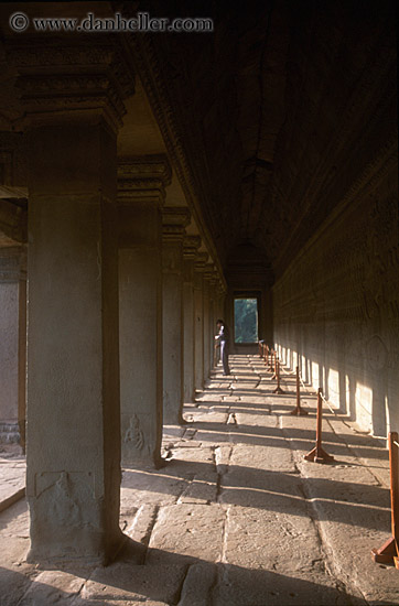 corridors-09.jpg