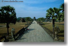 images/Asia/Cambodia/AngkorWat/Misc/stone-path.jpg