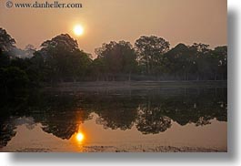 images/Asia/Cambodia/AngkorWat/Moat/sunrise-moat-n-trees-1.jpg