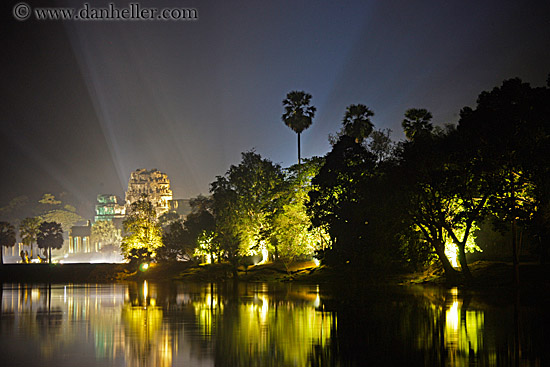 west-gate-moat-reflection-trees-02.jpg