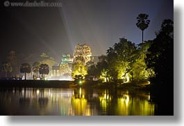 images/Asia/Cambodia/AngkorWat/Night/west-gate-moat-reflection-trees-03.jpg