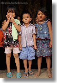 images/Asia/Cambodia/AngkorWat/People/Kids/happy-children-02.jpg