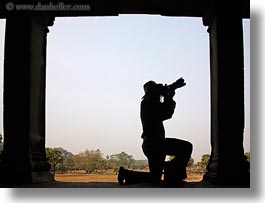 images/Asia/Cambodia/AngkorWat/People/Men/cowboy-photographer-sil-02b.jpg