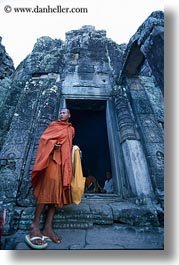 images/Asia/Cambodia/AngkorWat/People/Monks/monk-at-door-1.jpg