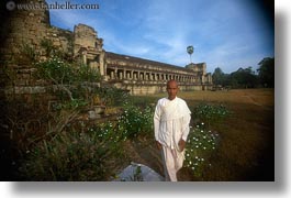 images/Asia/Cambodia/AngkorWat/People/Monks/monk-in-white-robe-2.jpg