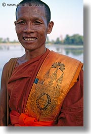 images/Asia/Cambodia/AngkorWat/People/Monks/monk-w-fancy-scarf-2.jpg