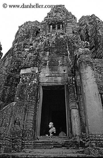 old-woman-in-doorway-bw.jpg