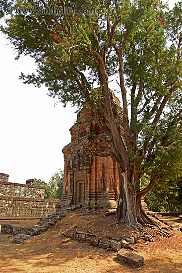 small-brick-temple-1.jpg