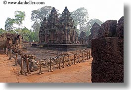 images/Asia/Cambodia/BanteaySrei/Temple/banteay_srei-temple-05.jpg