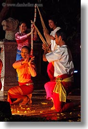 images/Asia/Cambodia/People/CambodianDancers/cambodian-dancers-001.jpg