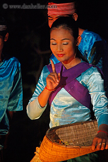 cambodian-dancers-010.jpg