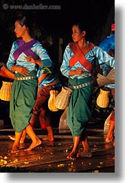 images/Asia/Cambodia/People/CambodianDancers/cambodian-dancers-012.jpg