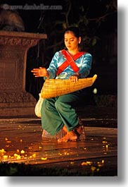 images/Asia/Cambodia/People/CambodianDancers/cambodian-dancers-021.jpg