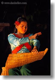 images/Asia/Cambodia/People/CambodianDancers/cambodian-dancers-030.jpg