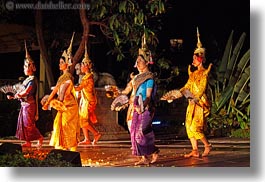 images/Asia/Cambodia/People/CambodianDancers/cambodian-dancers-041.jpg