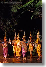 images/Asia/Cambodia/People/CambodianDancers/cambodian-dancers-048.jpg
