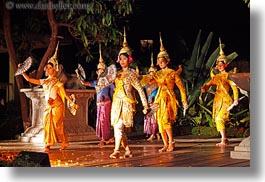 images/Asia/Cambodia/People/CambodianDancers/cambodian-dancers-049.jpg