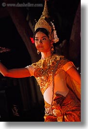 images/Asia/Cambodia/People/CambodianDancers/cambodian-dancers-054.jpg