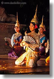 images/Asia/Cambodia/People/CambodianDancers/cambodian-dancers-064.jpg