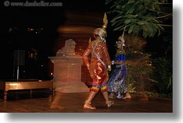 images/Asia/Cambodia/People/CambodianDancers/cambodian-dancers-078.jpg