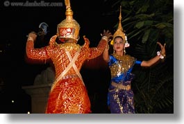 images/Asia/Cambodia/People/CambodianDancers/cambodian-dancers-082.jpg