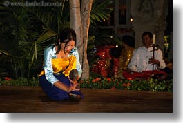 images/Asia/Cambodia/People/CambodianDancers/cambodian-dancers-102.jpg