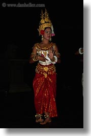 images/Asia/Cambodia/People/CambodianDancers/cambodian-dancers-108.jpg