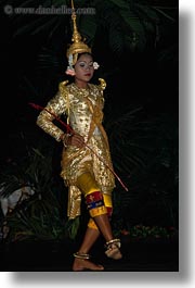 images/Asia/Cambodia/People/CambodianDancers/cambodian-dancers-109.jpg