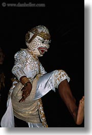 images/Asia/Cambodia/People/CambodianDancers/cambodian-dancers-117.jpg