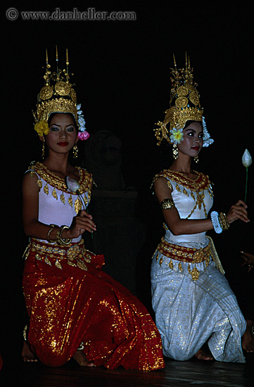cambodian-dancers-123.jpg