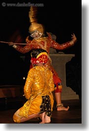 images/Asia/Cambodia/People/CambodianDancers/cambodian-dancers-126.jpg