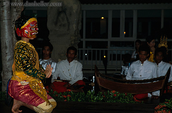 cambodian-dancers-130.jpg
