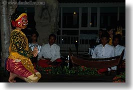 images/Asia/Cambodia/People/CambodianDancers/cambodian-dancers-130.jpg