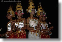 images/Asia/Cambodia/People/CambodianDancers/cambodian-dancers-137.jpg