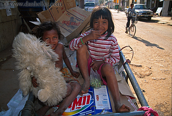 cambodian-girls-14.jpg