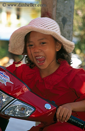girl-on-motorcycle-4.jpg