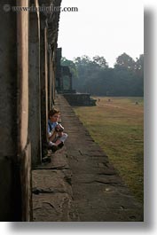 angkor, asia, cambodia, girls, people, vertical, wat, womens, photograph