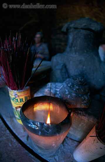 candle-n-incense.jpg