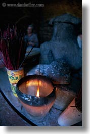 images/Asia/Cambodia/PrasatKravan/candle-n-incense.jpg