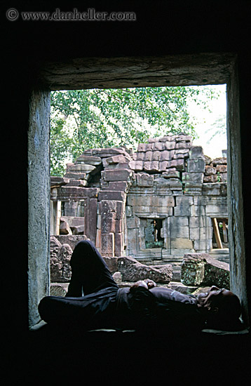 man-sleeping-in-window-1.jpg