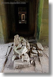 images/Asia/Cambodia/PreahKhan/stone-feet-n-dark-corridor.jpg