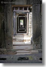 images/Asia/Cambodia/PreahKhan/tunnel-of-doors-3.jpg