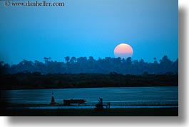 images/Asia/Cambodia/Scenics/Sunset/sunset-02.jpg