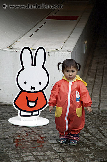toddler-n-bunny.jpg