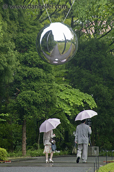 umbrella-walkers-3.jpg