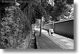 asia, black and white, horizontal, japan, koto in, kyoto, walking, womens, photograph