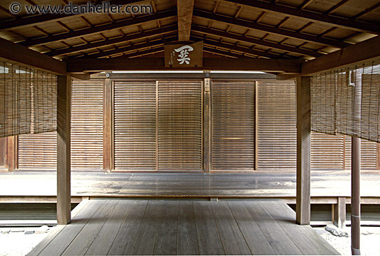zen-wooden-passage-1.jpg